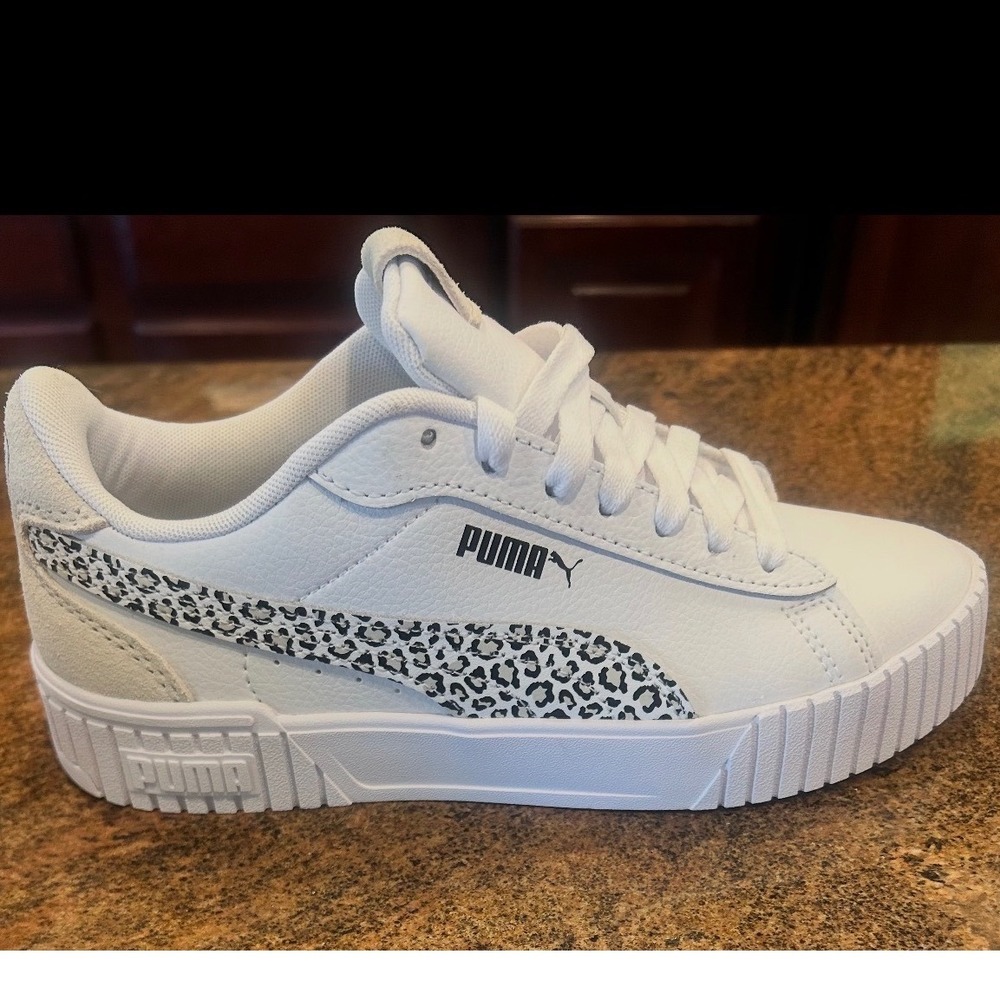 NEW Puma Carina Street Womens 7.5 White Leopard Print Sneakers Shoes Platform